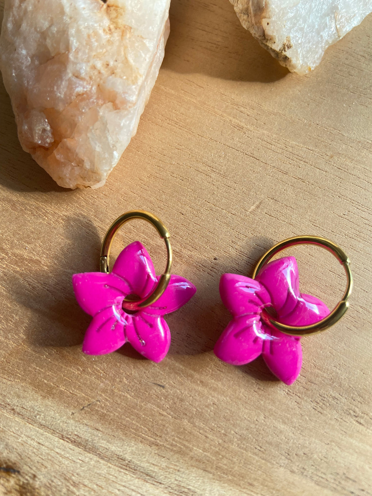 Fleurs Tiaré 25 mm - plusieurs couleurs disponibles
