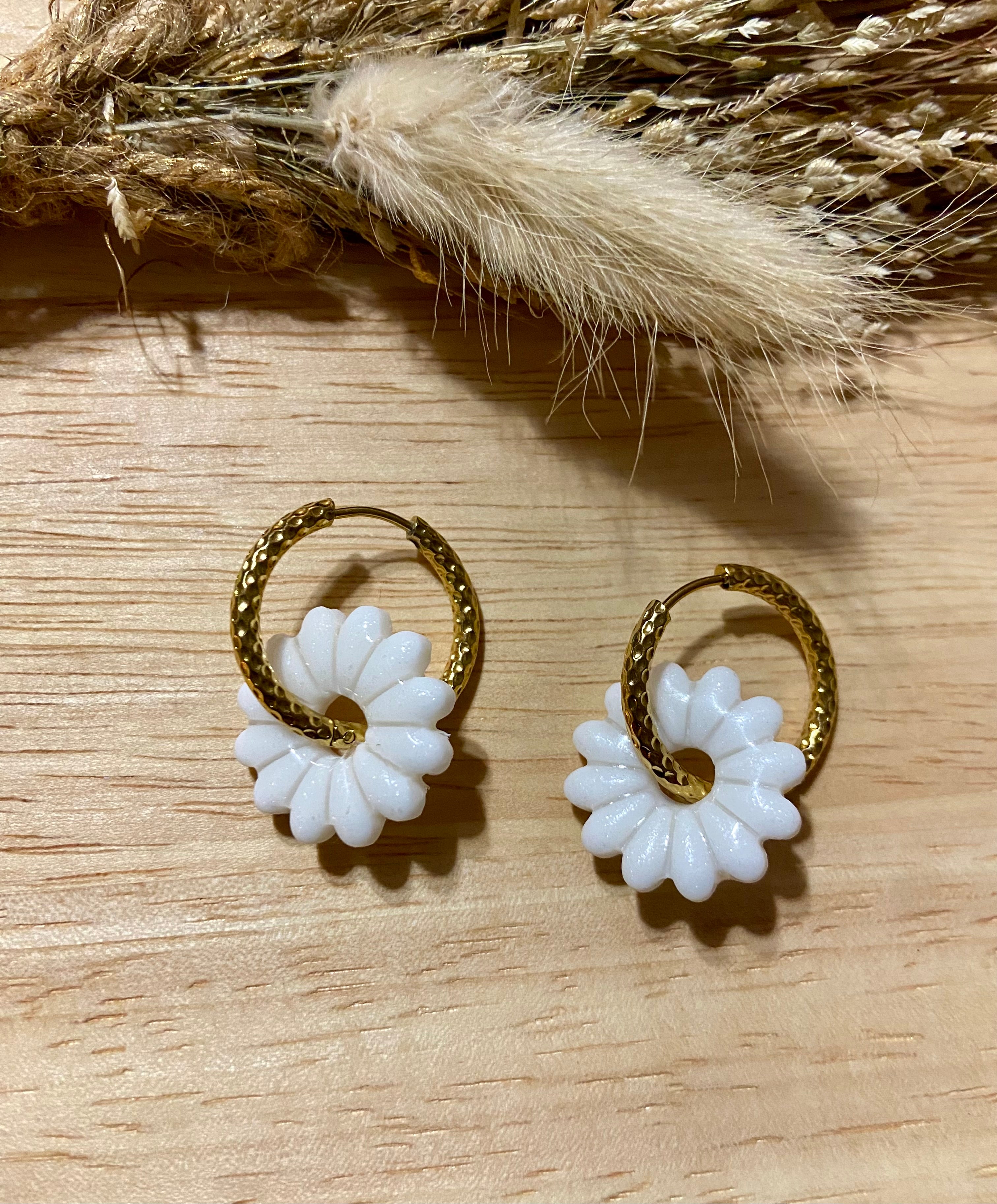Fleurs Marguerite 20 mm - plusieurs couleurs disponibles